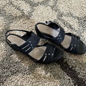 Ecco Black Wedge Sandal Sz 38
